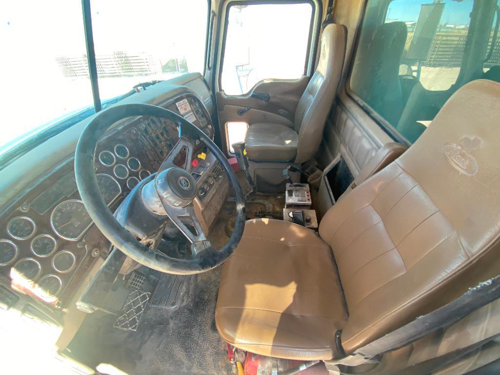 2005 MACK Granite CV713 Dump Truck