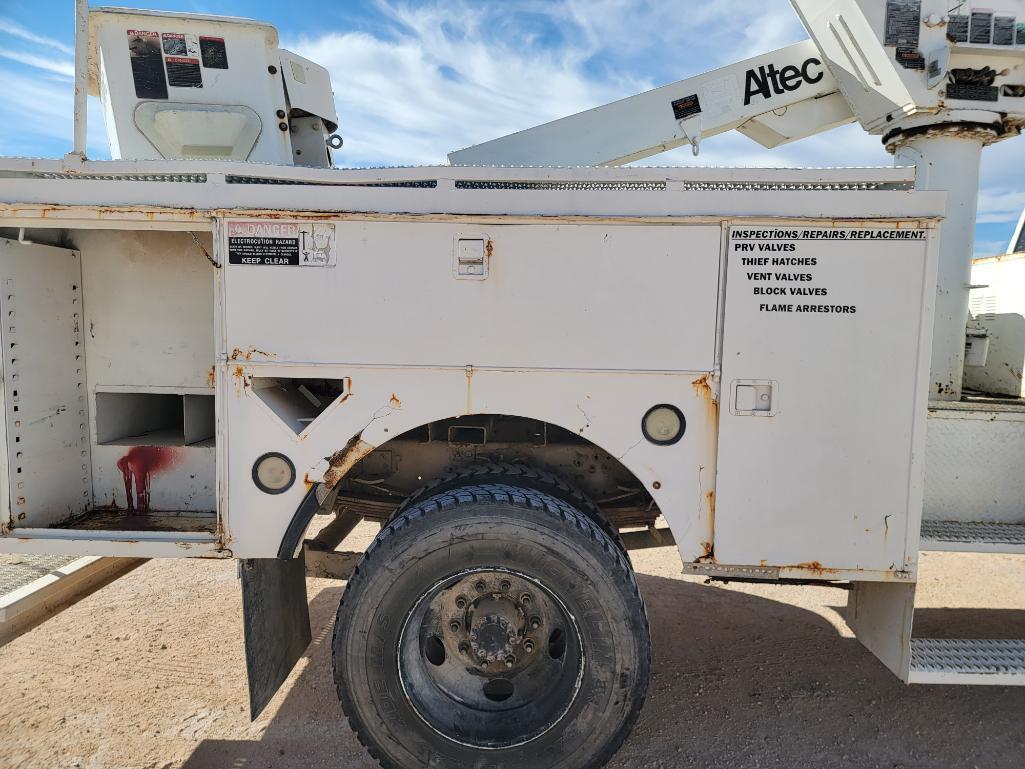 2000 GMC C6500 Bucket Truck