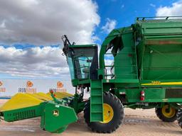 John Deere 7460 Cotton Stripper