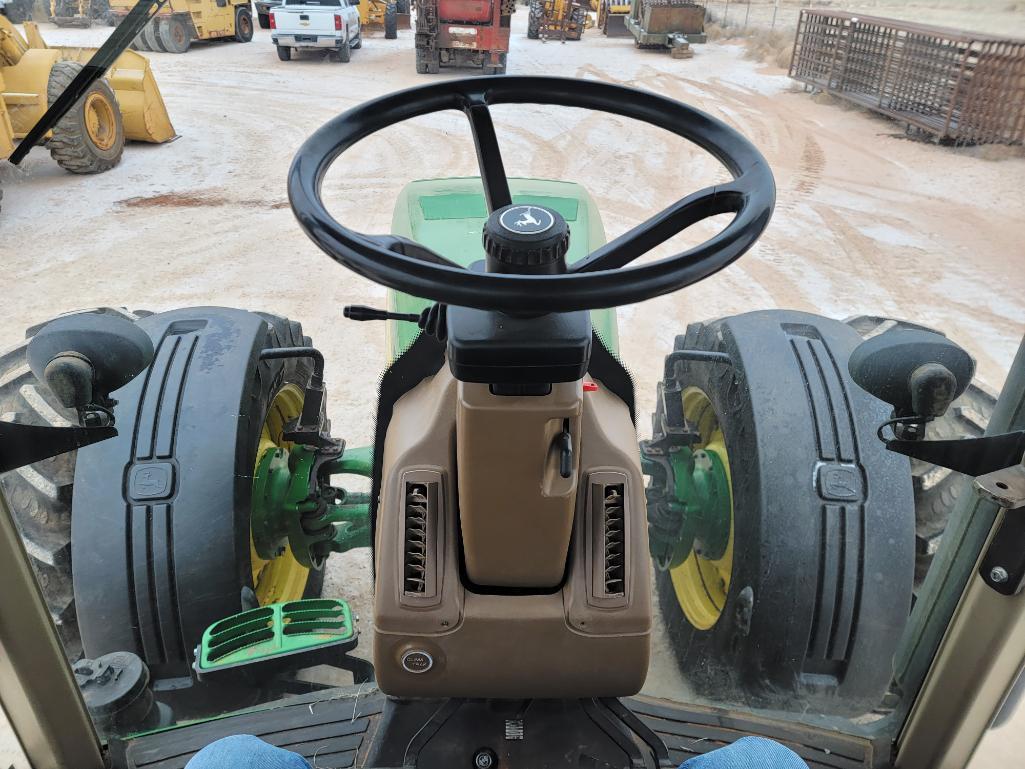 2009 John Deere 8530 Tractor