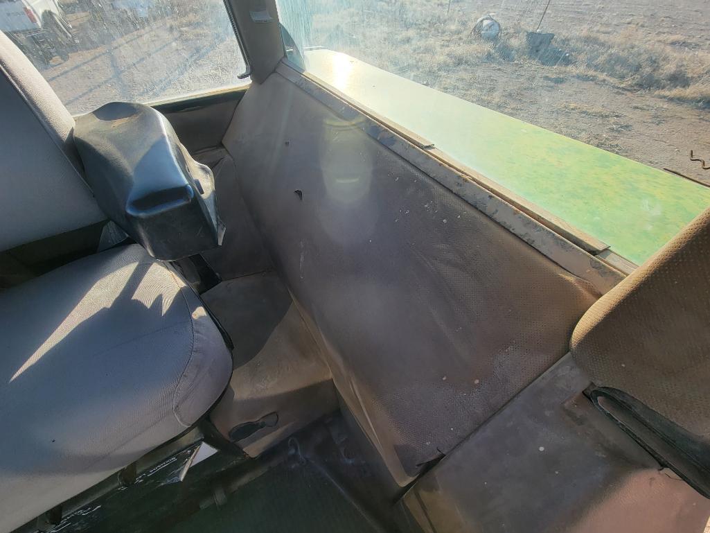 JOHN DEERE 4650 TRACTOR WITH FRONT LOADER ( OFFSITE LOCATED IN LOVINGTON NM )