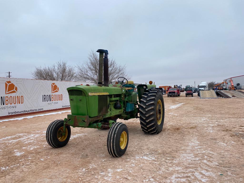 1972 John Deere 4320 Tractor