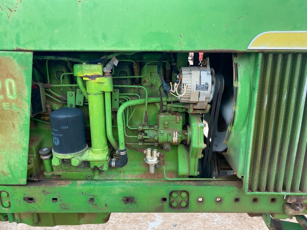 1972 John Deere 4320 Tractor