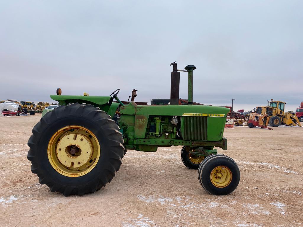 1972 John Deere 4320 Tractor