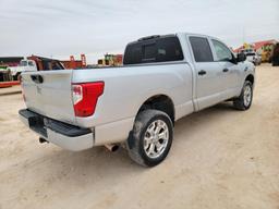 2017 Nissan Titan Pickup Truck