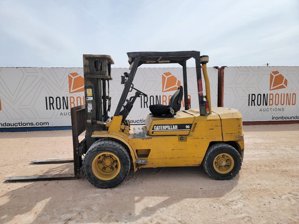 Cat DPL40 Forklift