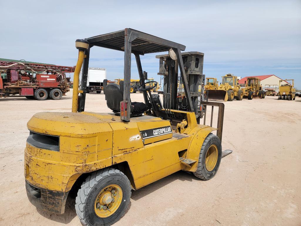 Cat DPL40 Forklift