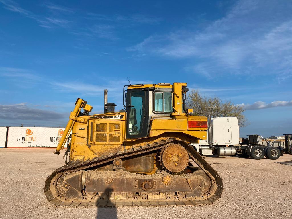 Cat D6R Dozer