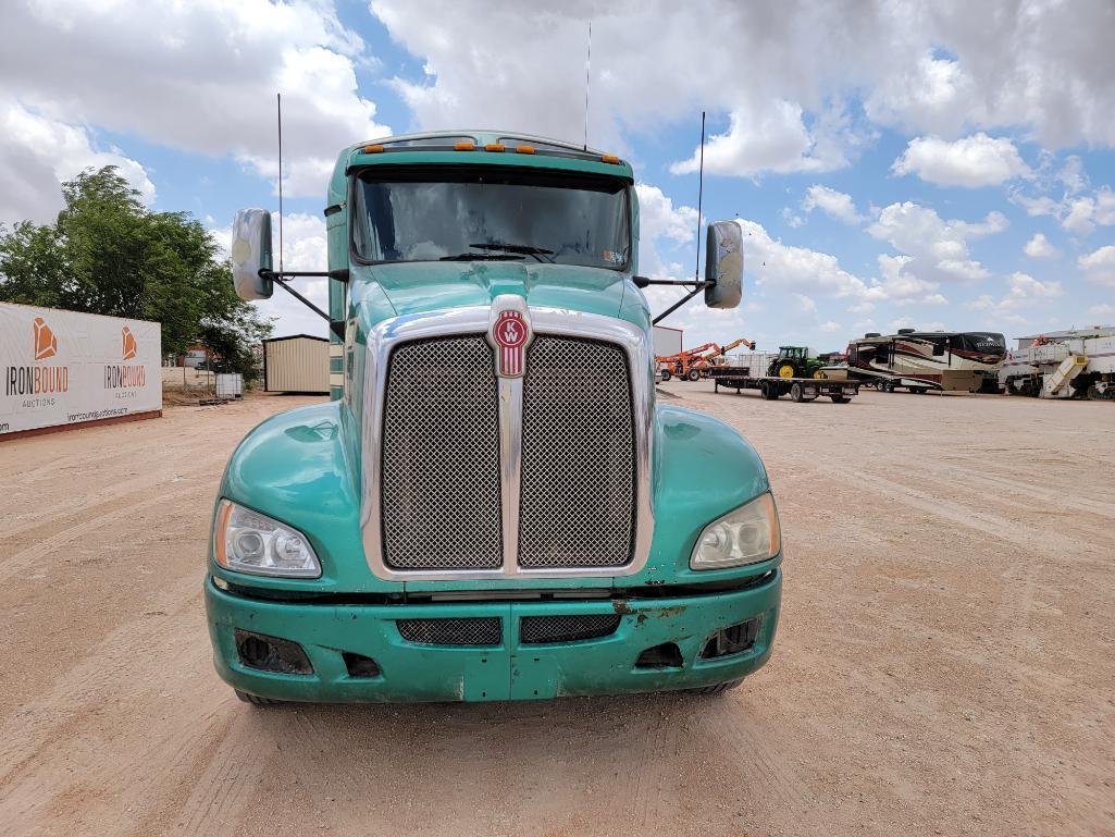 2009 Kenworth T600 Truck Tractor