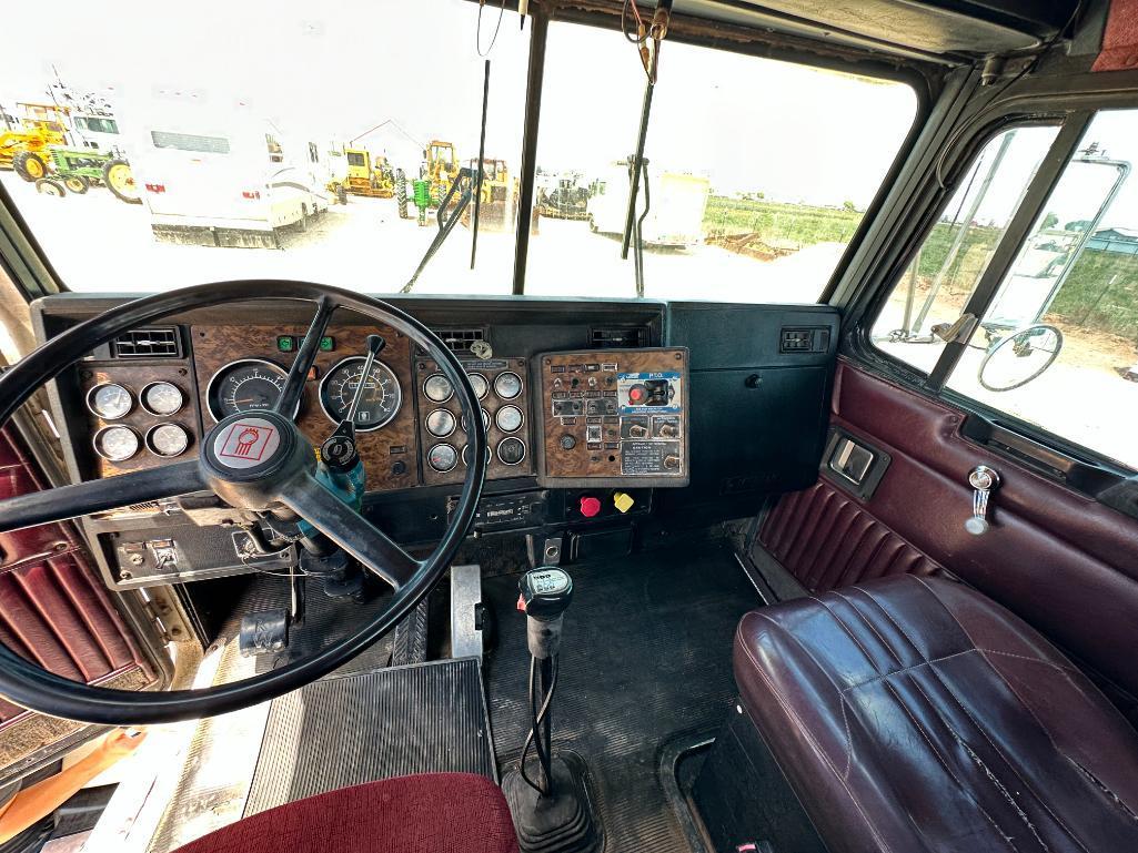 1995 Kenworth T400 Truck Tractor