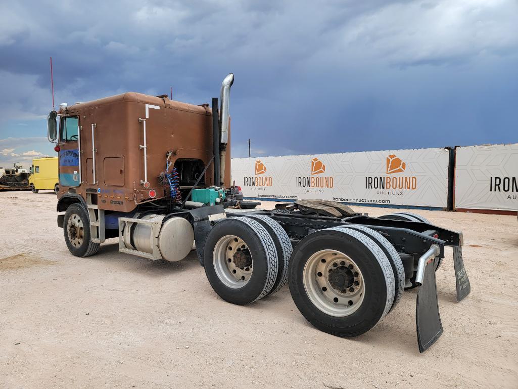 1986 Freightliner Cab Over Truck Tractor