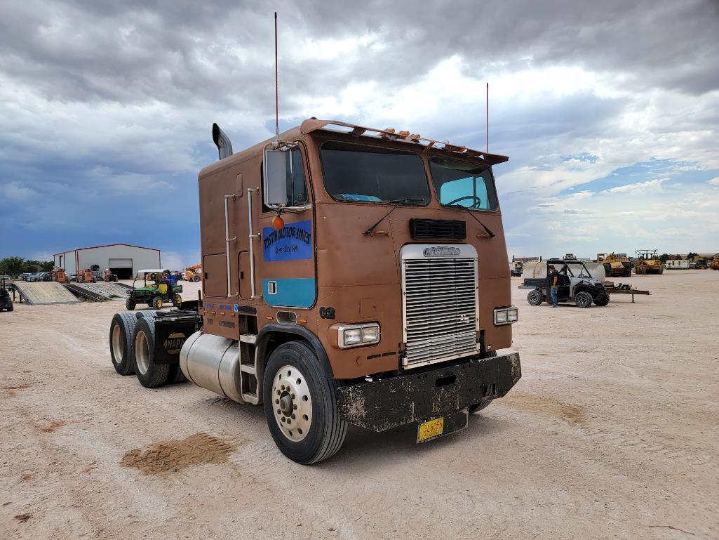 1986 Freightliner Cab Over Truck Tractor