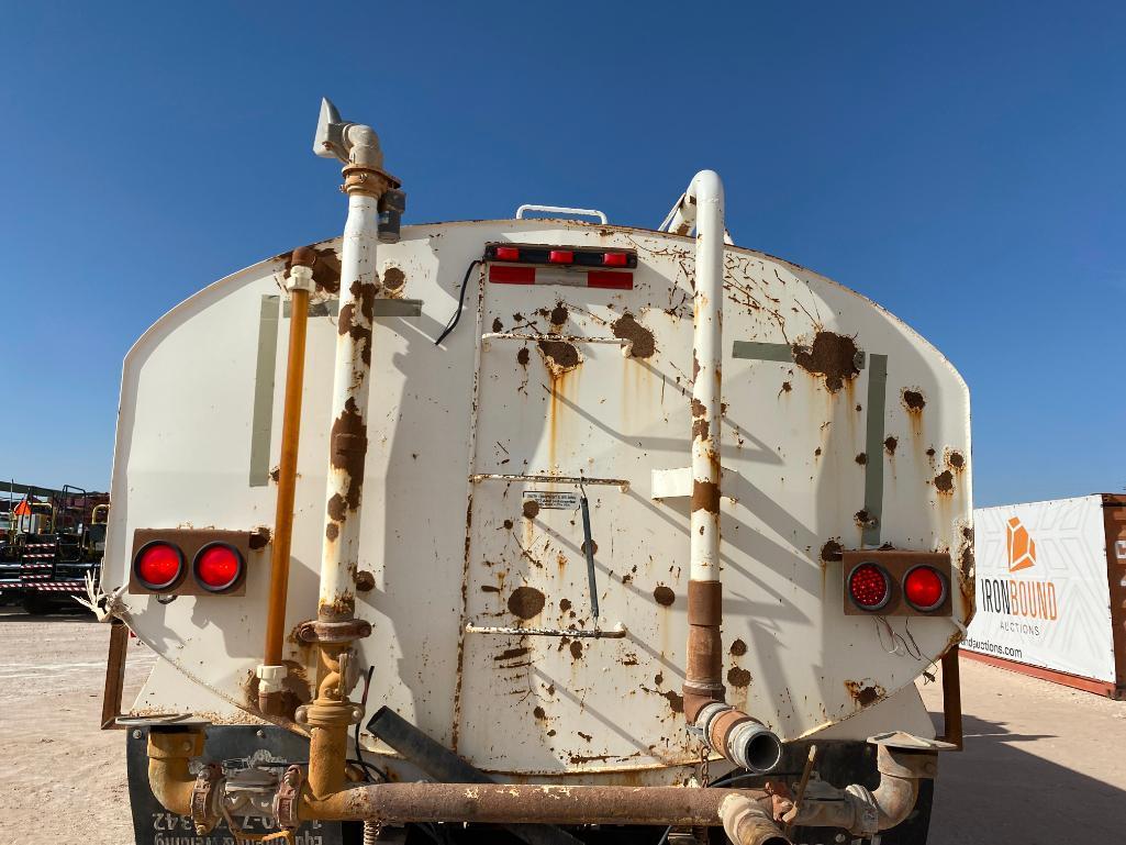 2003 Mack CH613 Water Truck