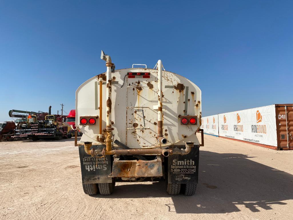 2003 Mack CH613 Water Truck