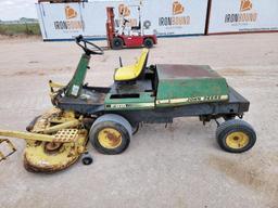 John Deere F915 Mower