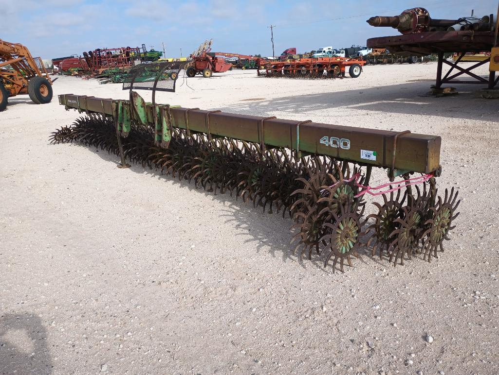 22Ft John Deere 400 Rotary Hoe