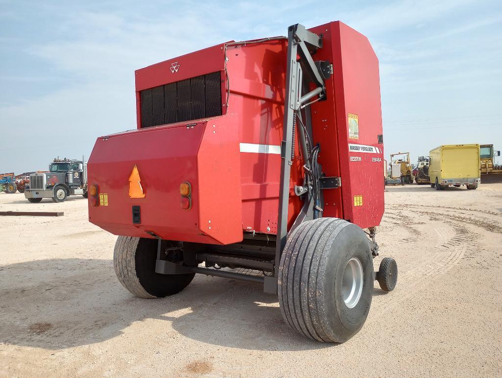 Massey Ferguson 2946A Round Bale Baler