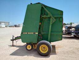 John Deere 535 Round Bale Baler