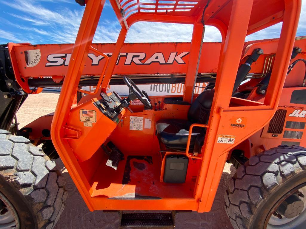 2016 JLG 6036 Telescopic Forklift