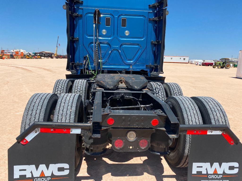 2016 Freightliner Cascadia Evolution Truck Tractor