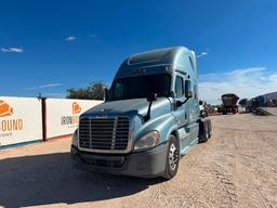 2013 Freightliner Cascadia Truck Tractor