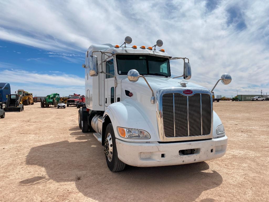 2014 Peterbilt 386 Truck Tractor