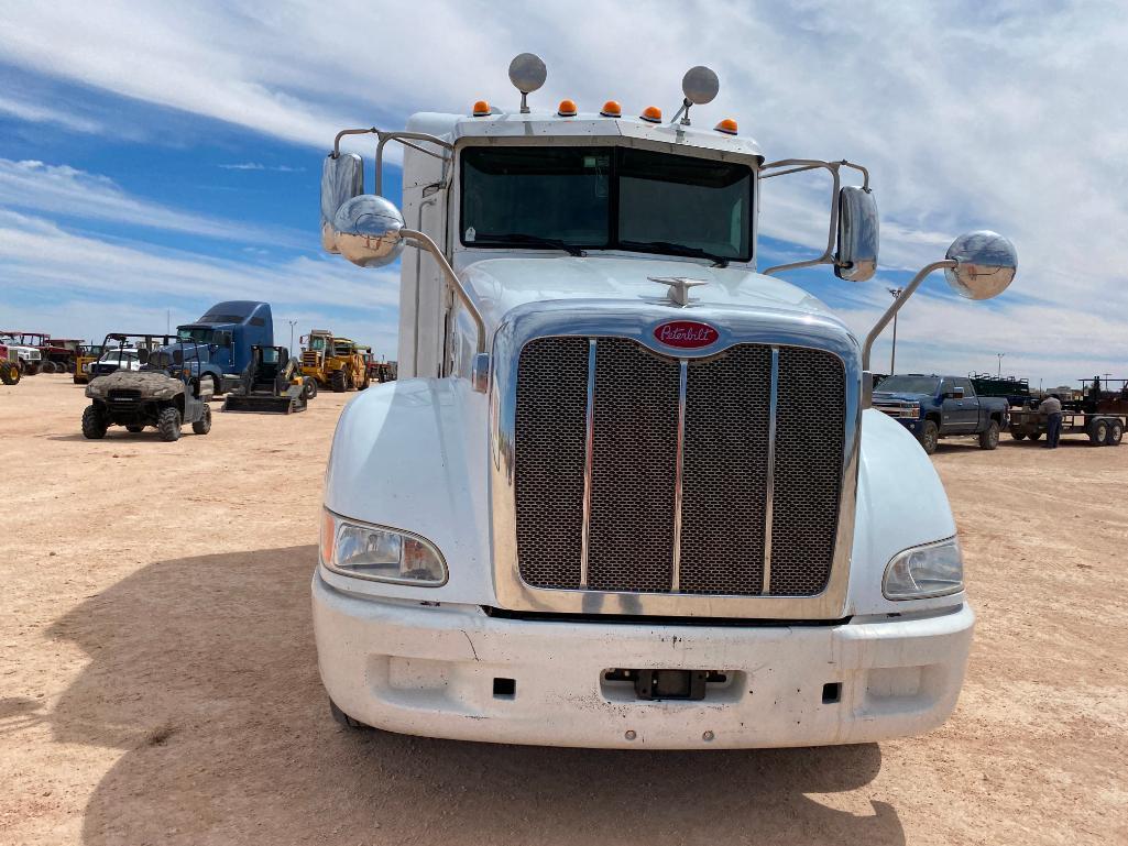 2014 Peterbilt 386 Truck Tractor