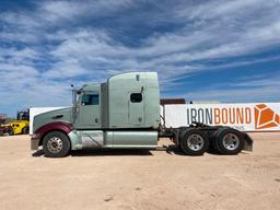 2009 Peterbilt 386 Truck Tractor