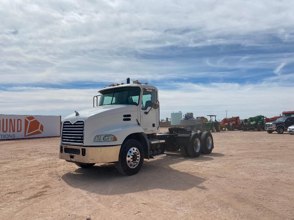 2008 Mack CXU613 Truck Tractor