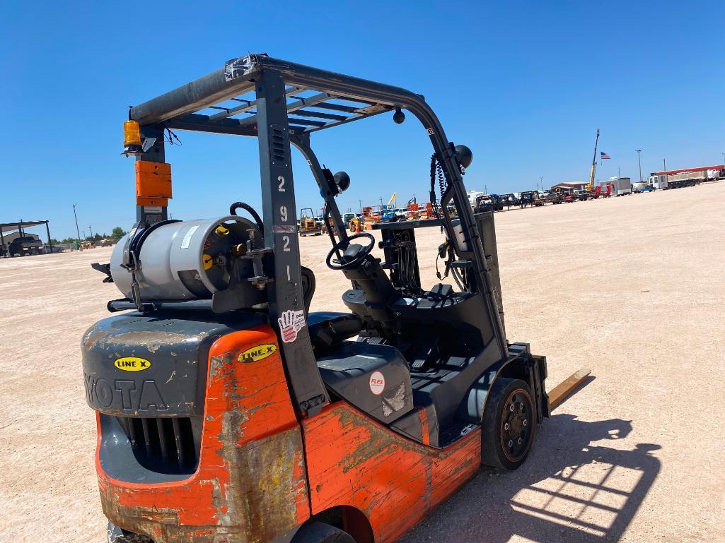 2013 Toyota 8FGCU25 Forklift