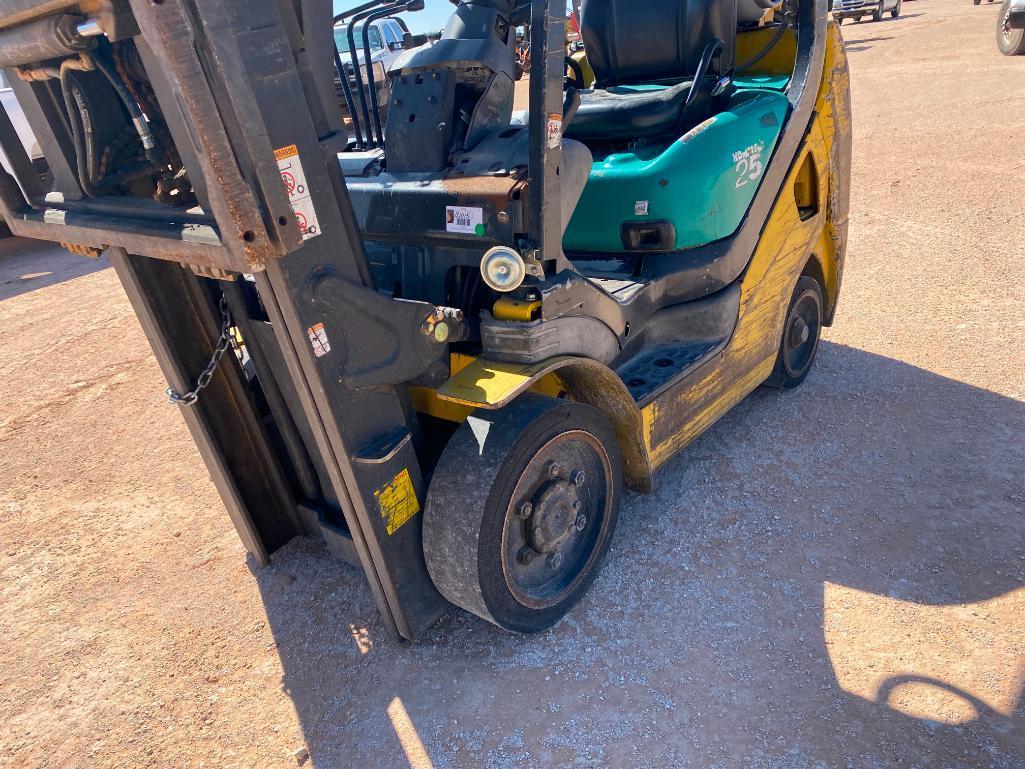 2008 Komatsu FG25ST-16 Forklift