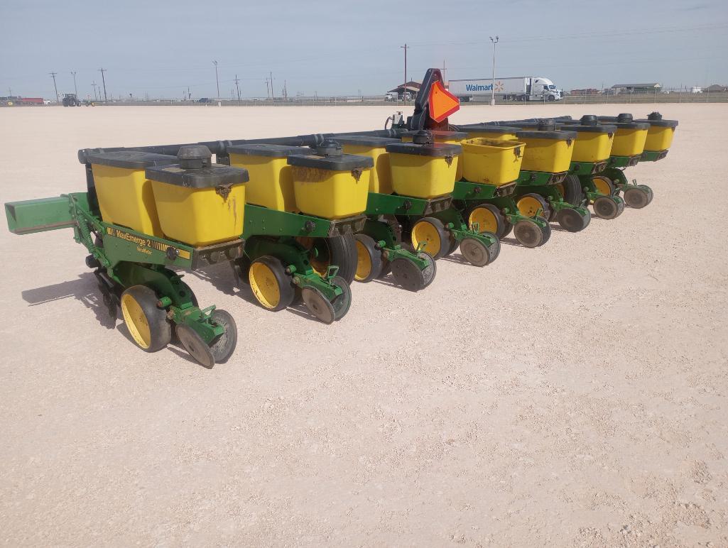 John Deere 7300 Planter