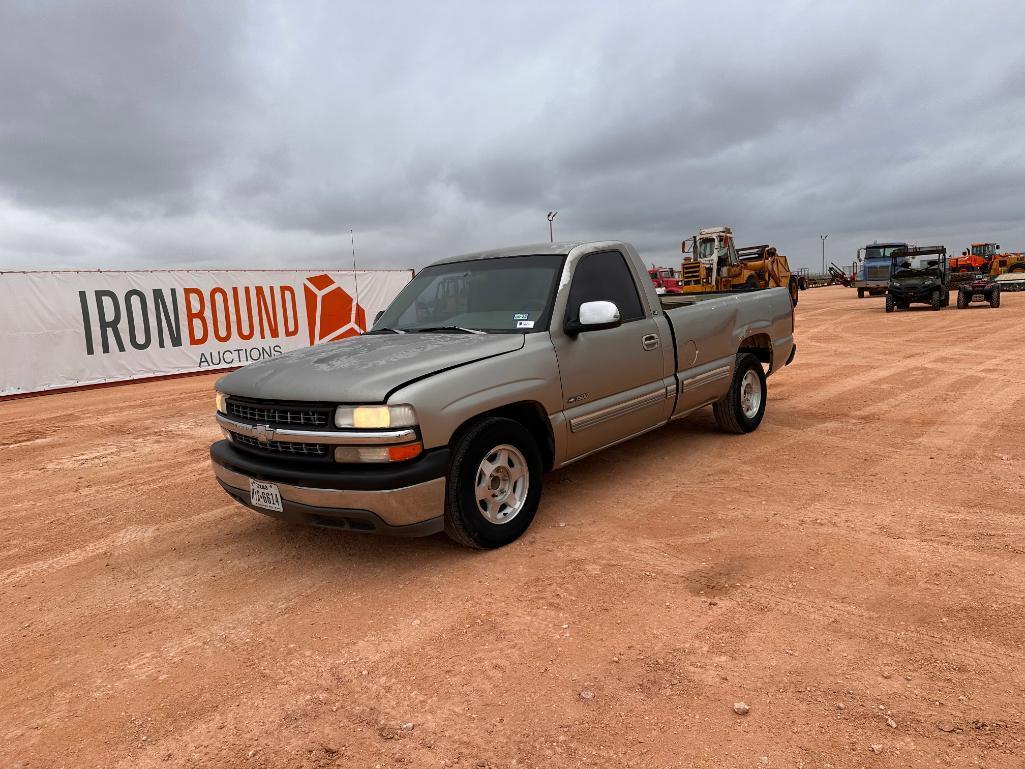 2000 Chevrolet Silverado Pickup Truck