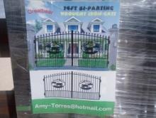 Unused Greatbear 14ft Iron Gate with ''Cow '' Artwork in the Middle Gate Frame