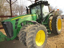 JD 8225R Tractor