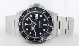 Rolex Mens Stainless Steel Submariner Wristwatch with Rolex Box And Papers