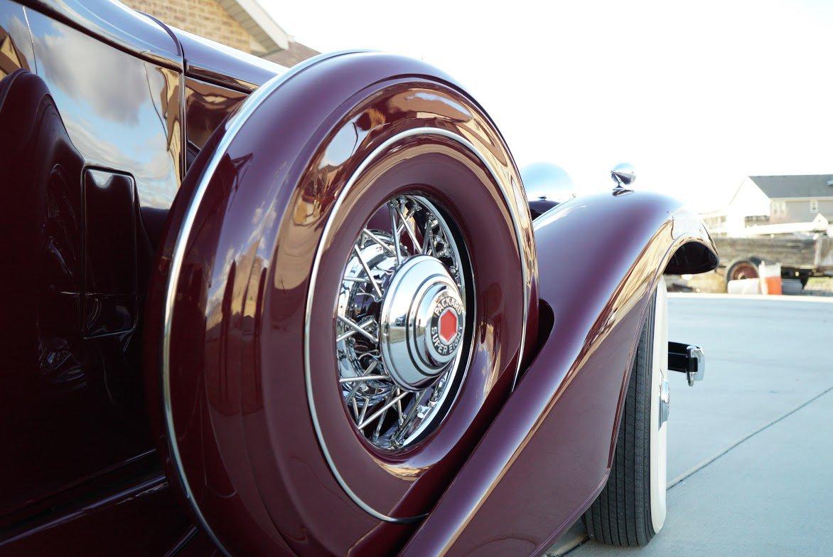 1933 Packard Super Eight Roadster