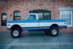 1972 Chevy K20 Custom 4X4 truck.