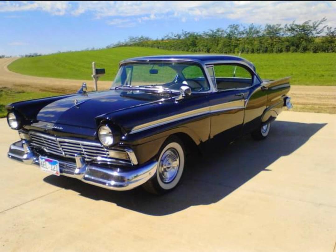 1957 Ford Fairlane 500