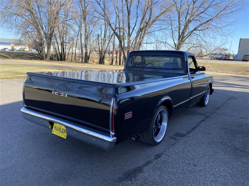 1968 Chevrolet C10 Custom Pickup Truck