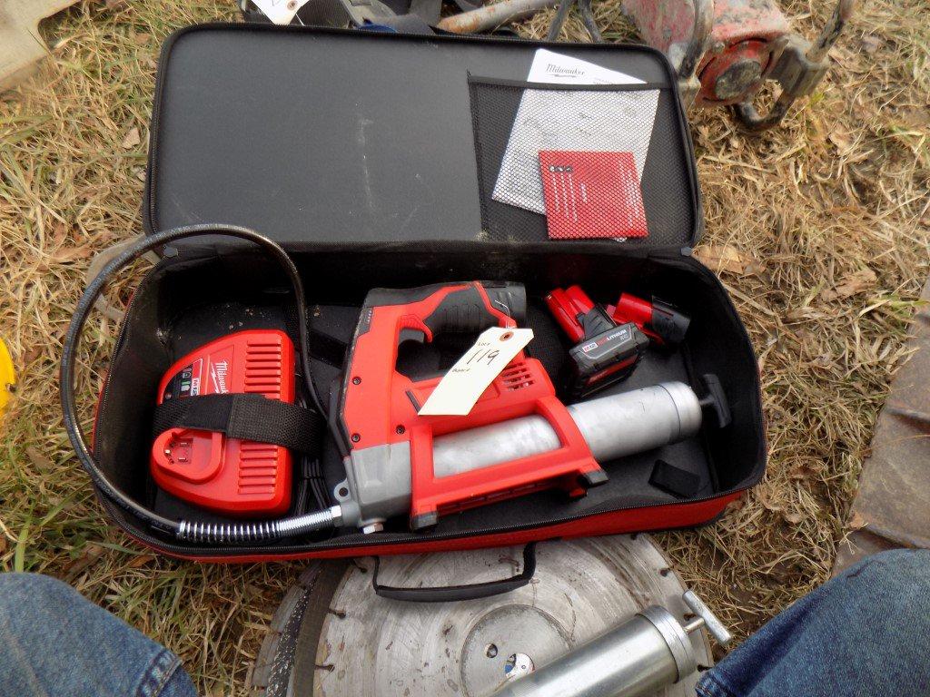 Milwaukee Battery Operated Grease Gun, in Case