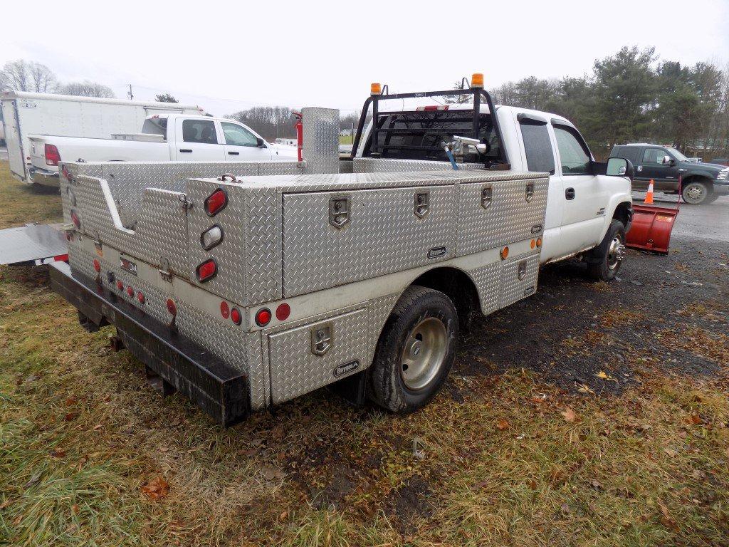 2005 Chevrolet 3500 Dually Flatbed, 4WD, Duramax Dsl, Ext. Cab, w/Western P