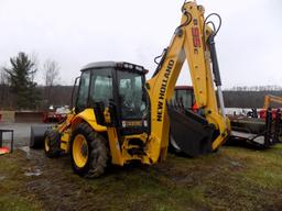 NH B95-C 4WD Backhoe Loader, Ext. Hoe, 2016 Year, 17 Orig. Hours - As New,