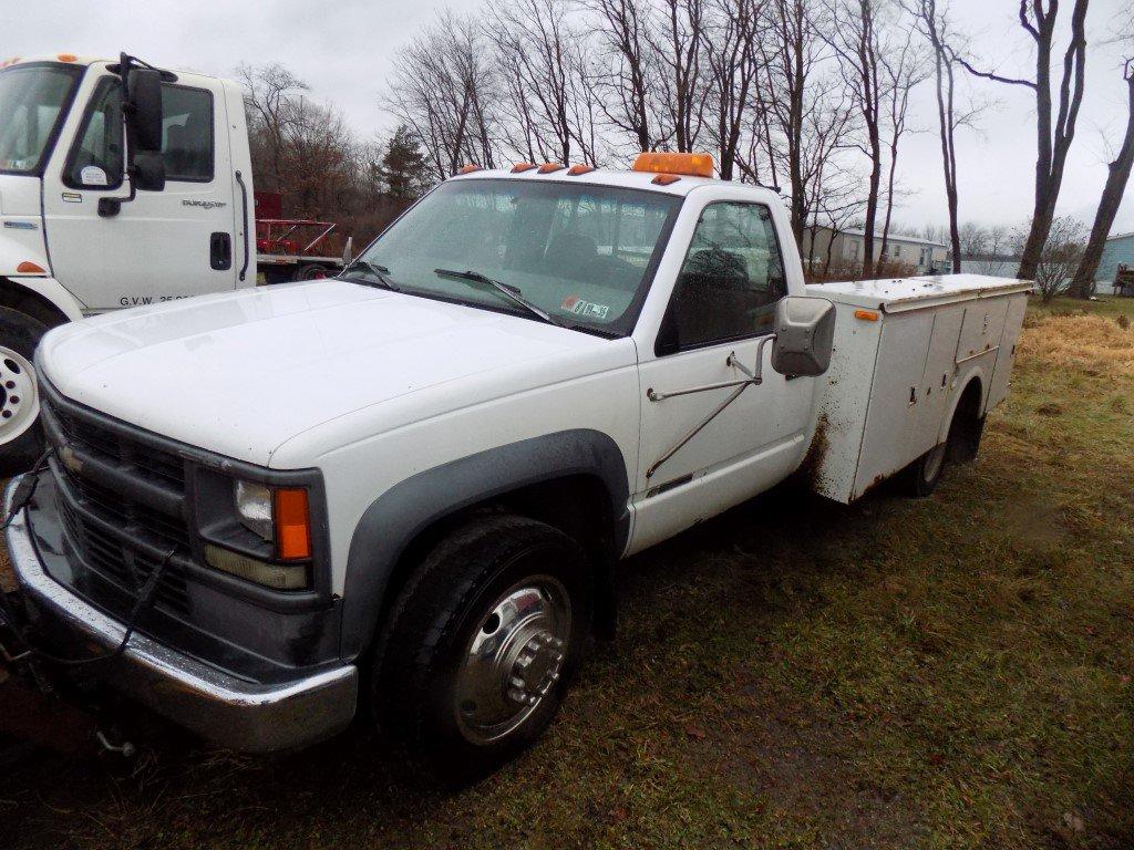 1997 Chevrolet 3500HD Service Body Truck, 2WD, Auto trans, 129,655 Mi, Vin#