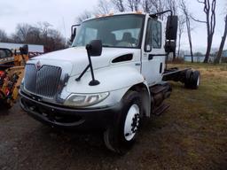 2009 IH Durastar Cab & Chassis, 206'' Cab to Axle, Air Brakes, 6-Spd Man Tr