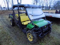 JD 825i-S4 Gator, 4WD, 4-Seater, Windshield, Gas, Has Front End Damage, Fan