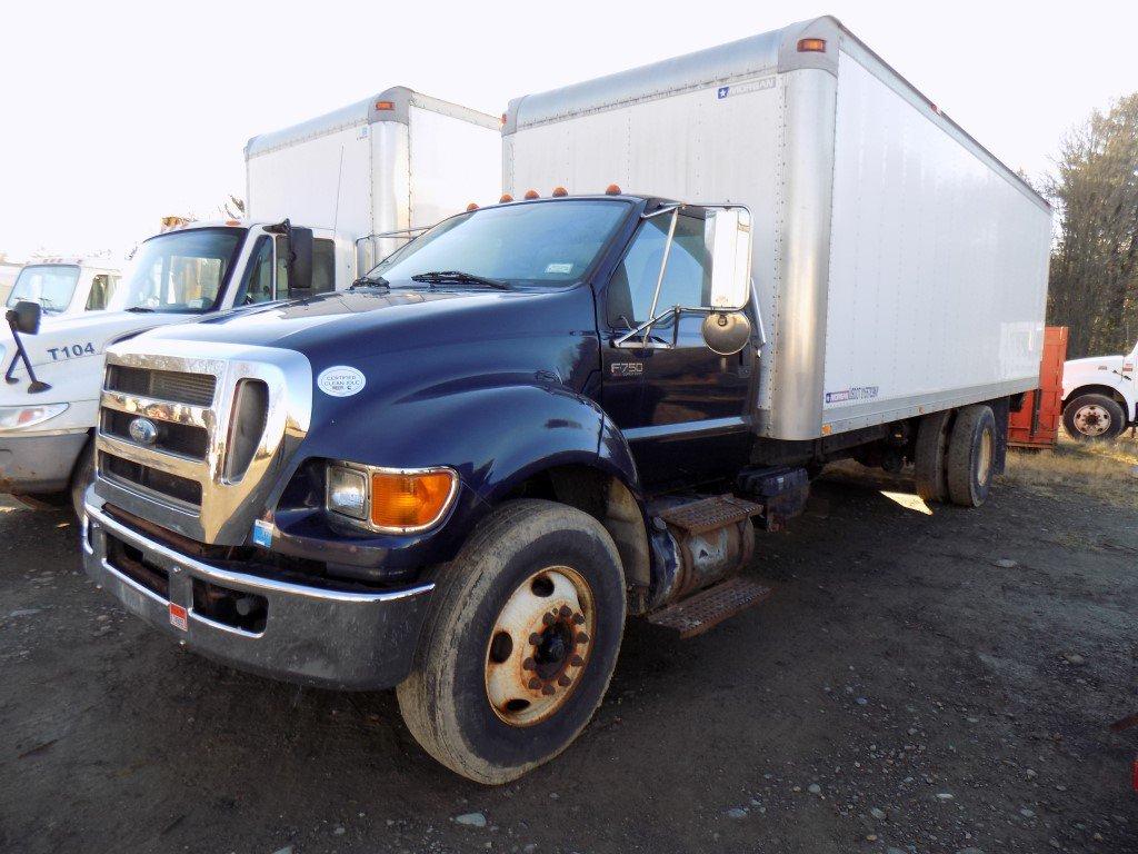 2009 Ford F750 24' Van Body Truck w/ Lift Gate, 6.7 Cummins Dsl Eng, Auto T