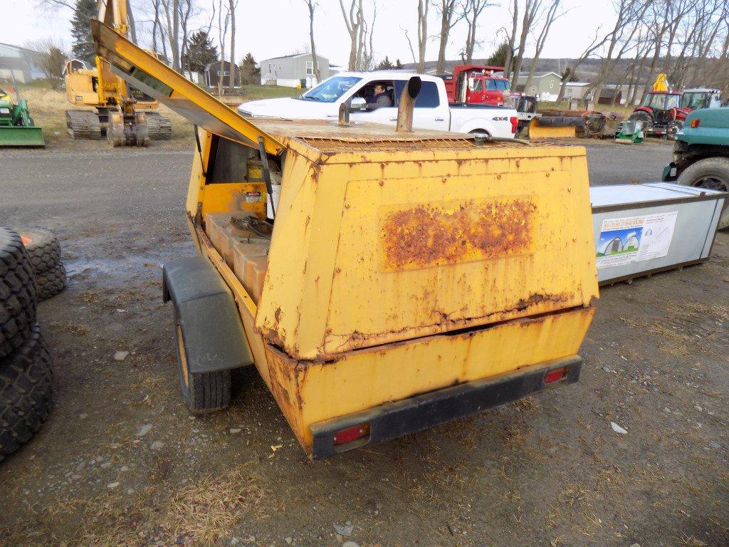 Atlas Copco 185 CFM Trailer Mounted Air Compressor w/ JD 4 Cyl. Dsl. Eng.,