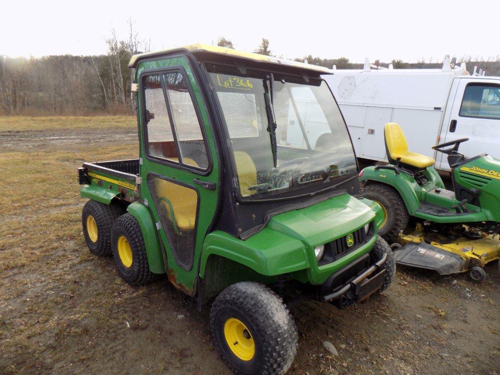 JD Gator 6x4, Gas w/ Cab, Hyd. Dump Box, S/N 008709