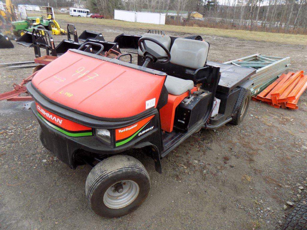 Cushman Turf Truckster Utility Vehicle w/ Flatbed